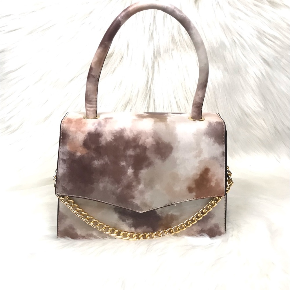 Elegant Tie-Dye Handbag with Gold Chain